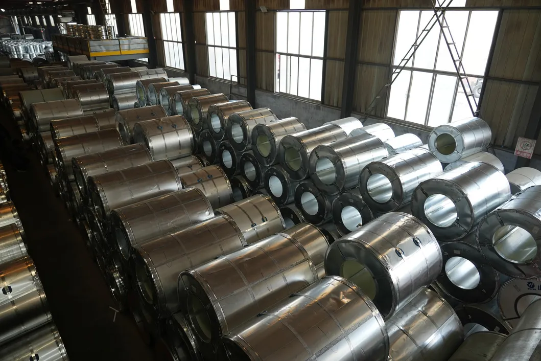 ASTM/JIS 201 202 304 316 430 2b Ba Hot/Cold Rolled 0.3-3mm Tisco Ss Iron Stainless Steel Plate/Strip/Coil for Building Material 1