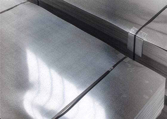 4 X 4 4x8 48 X 48 Płyta izolacyjna z blachy aluminiowej 1050 1060 Walcowana na gorąco na zimno 0,1-200 mm