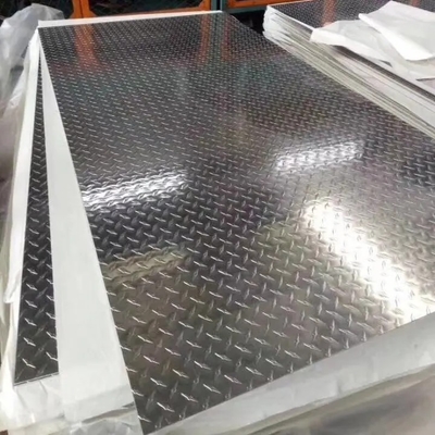 5052 3003 Bieżnik aluminiowy Płyta diamentowa Wykończenie frezowane 500 mm