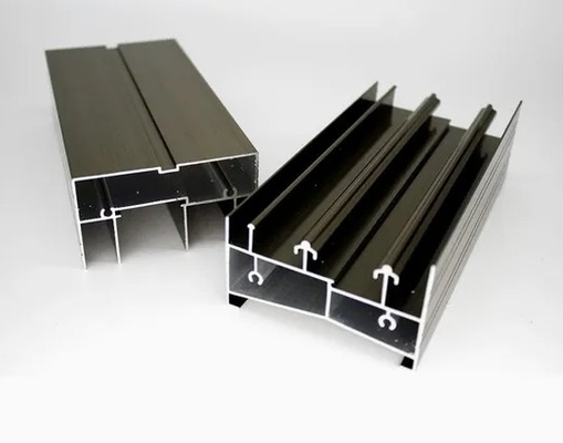 Aluminiowy profil ekstruzji Grubość ściany 0,8-1,4 mm Okna i drzwi przesuwne